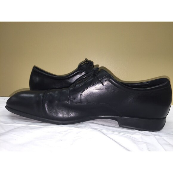 Salvatore Ferragamo 55774 Men Black lace up Oxford  SIZE  9.5 2 E